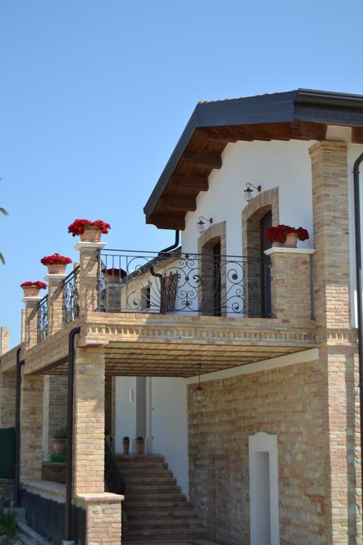 Mozzagrogna Agriturismo De Luca מראה חיצוני תמונה