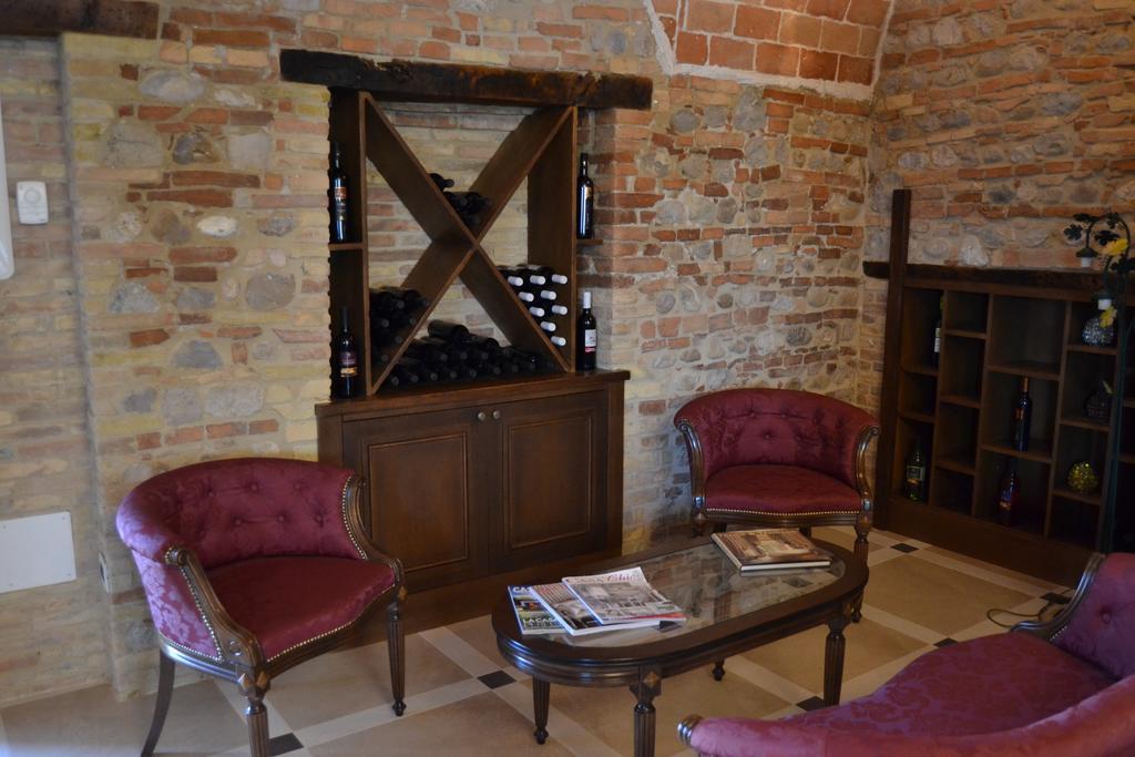 Mozzagrogna Agriturismo De Luca מראה חיצוני תמונה