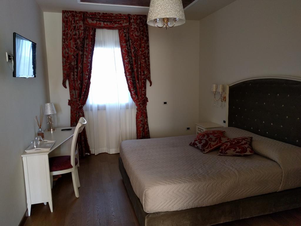 Mozzagrogna Agriturismo De Luca מראה חיצוני תמונה